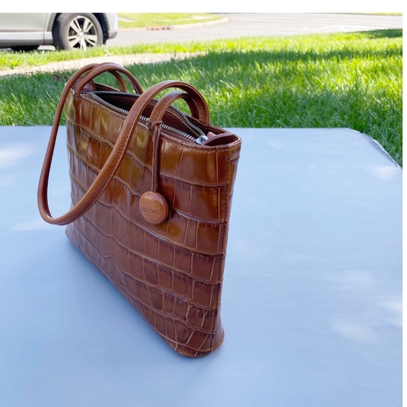 Monsac Brown Shoulder Bag - Picture 5 of 9